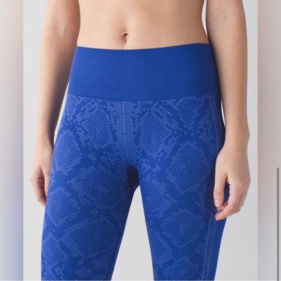 Lululemon Ebb To Street Pant Size 4 Heathered Sapphire Blue Seamless Leggings - Picture 3 of 16